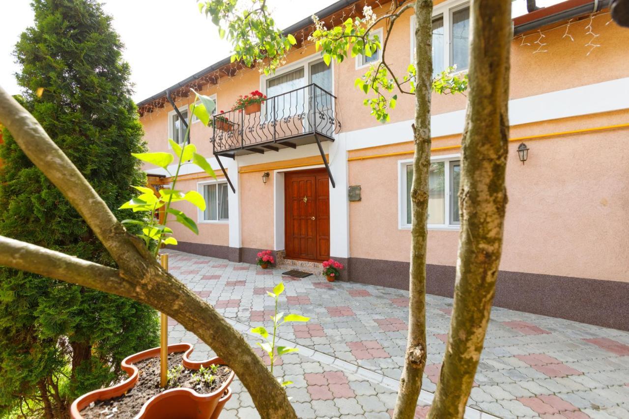 فندق Casa Dacica Rîşnov المظهر الخارجي الصورة